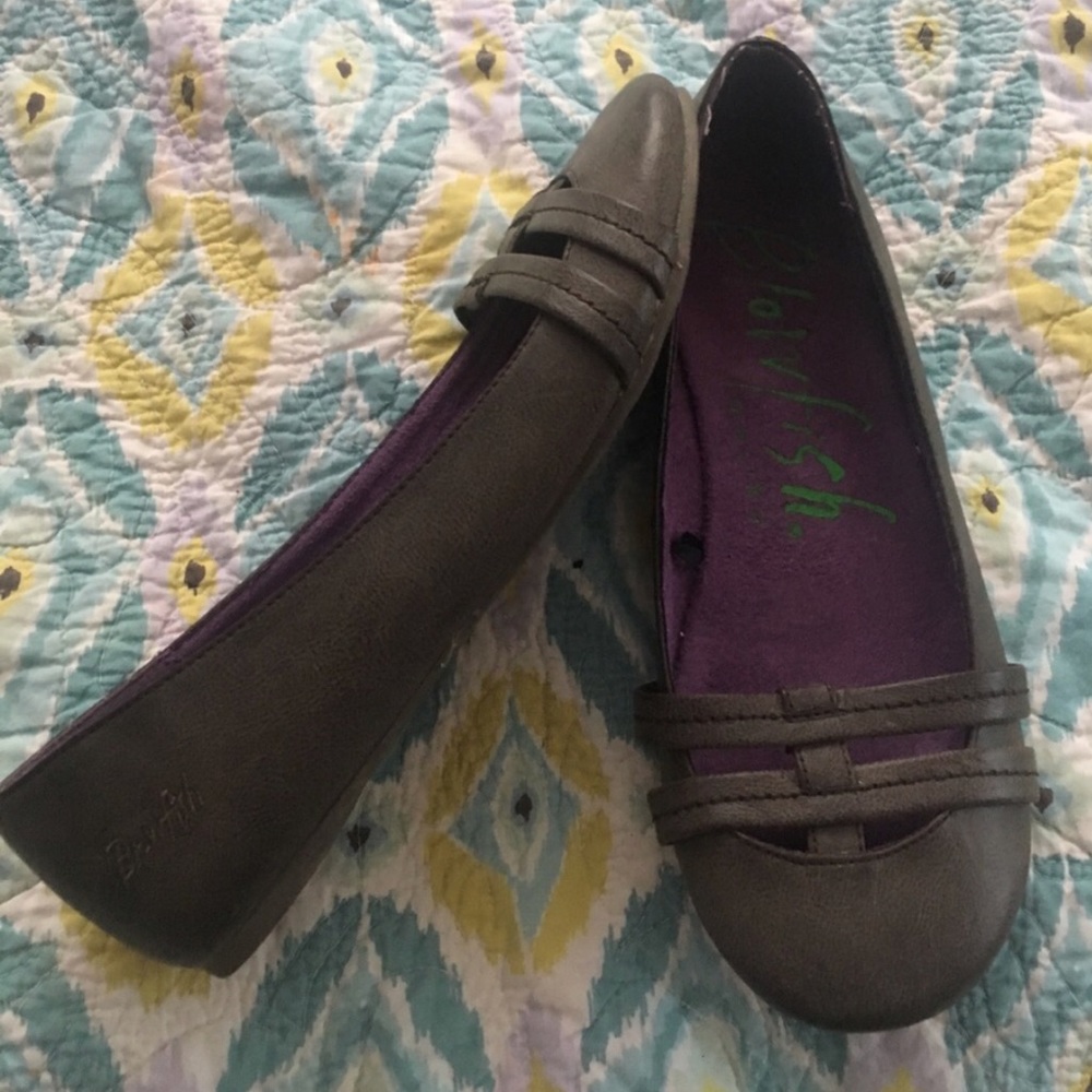 Charcoal/ brown Leather flats